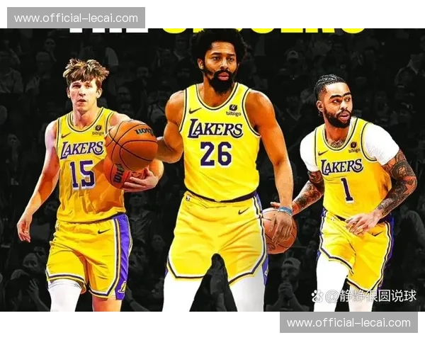 湖人哈姆临场调整见效 第三节防守强度提升成功限制国王反扑势头